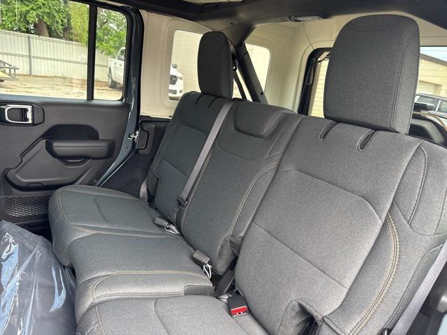 new 2025 Jeep Wrangler car, priced at $39,380