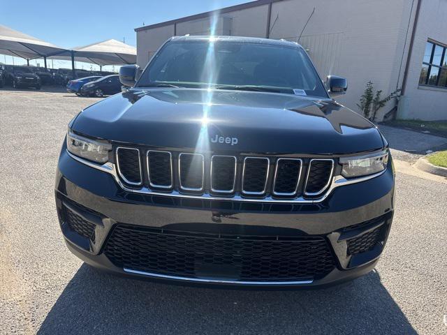 new 2025 Jeep Grand Cherokee car, priced at $32,525