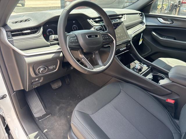 new 2025 Jeep Grand Cherokee L car, priced at $31,230