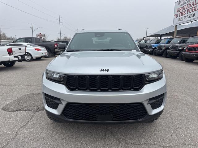 new 2025 Jeep Grand Cherokee car, priced at $34,230