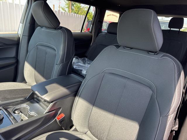 new 2025 Jeep Grand Cherokee L car, priced at $31,825