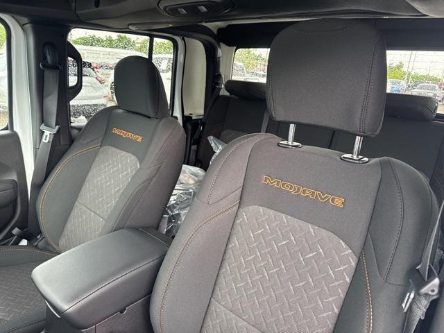 new 2025 Jeep Gladiator car, priced at $50,050