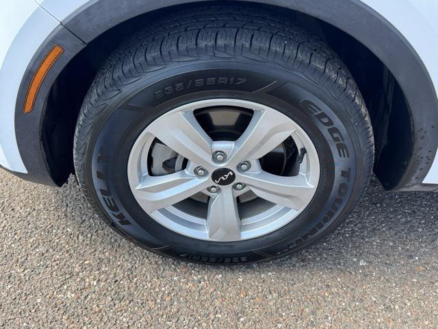 used 2023 Kia Sorento car, priced at $20,488