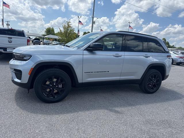 new 2025 Jeep Grand Cherokee car, priced at $35,330