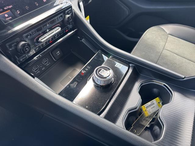 new 2025 Jeep Grand Cherokee car, priced at $35,330
