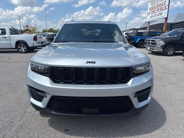 new 2025 Jeep Grand Cherokee car, priced at $35,330