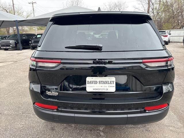 new 2024 Jeep Grand Cherokee car, priced at $36,930