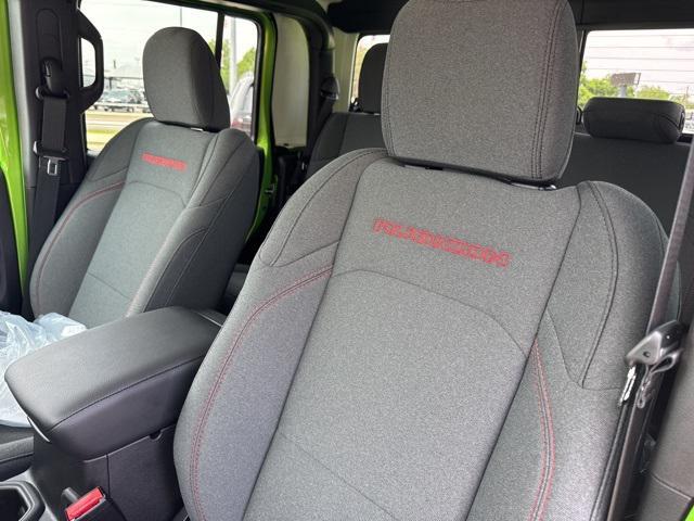 new 2025 Jeep Gladiator car, priced at $47,345