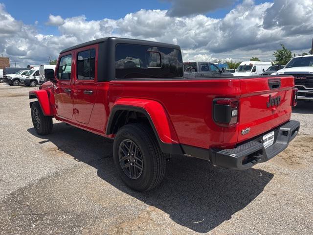 new 2025 Jeep Gladiator car, priced at $42,670
