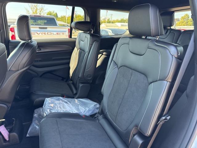 new 2025 Jeep Grand Cherokee L car, priced at $36,735