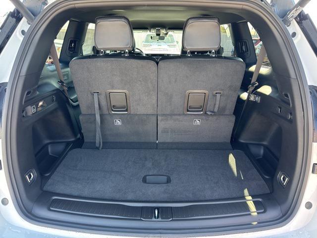 new 2025 Jeep Grand Cherokee L car, priced at $36,735