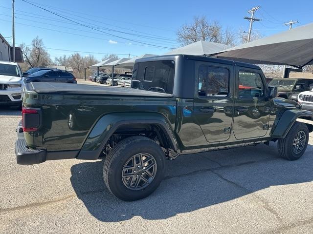 new 2024 Jeep Gladiator car, priced at $40,960