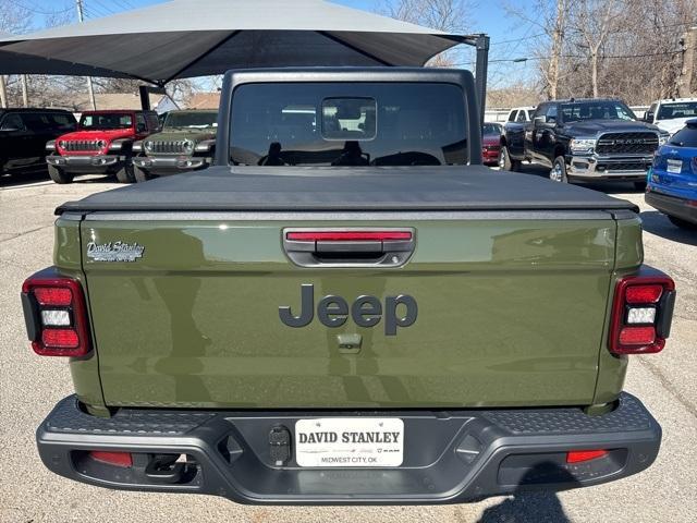 new 2024 Jeep Gladiator car, priced at $40,960