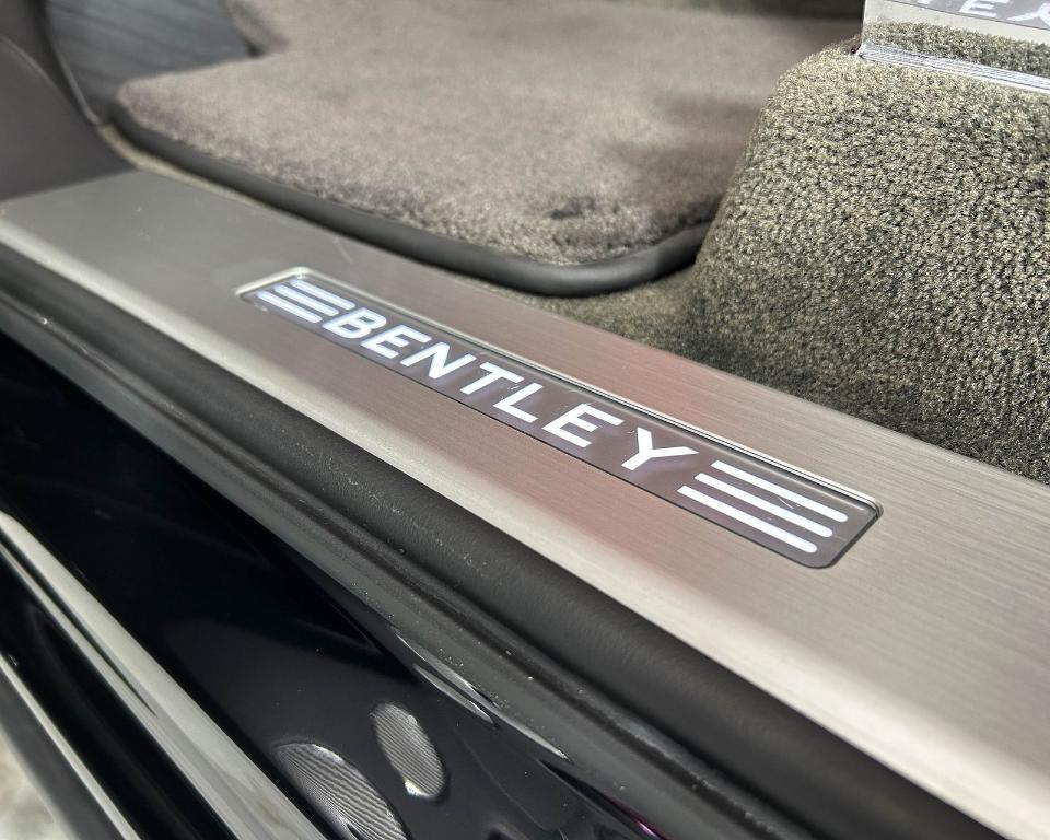 used 2022 Bentley Bentayga car, priced at $143,995