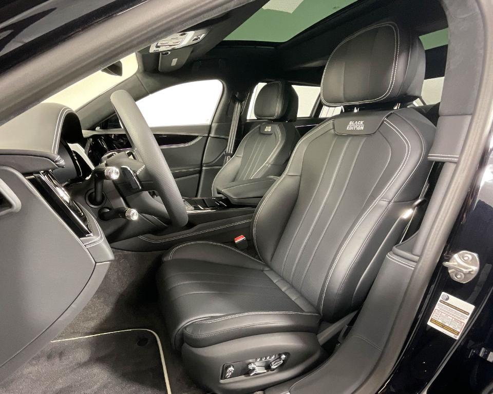 new 2025 Bentley Flying Spur car, priced at $308,700