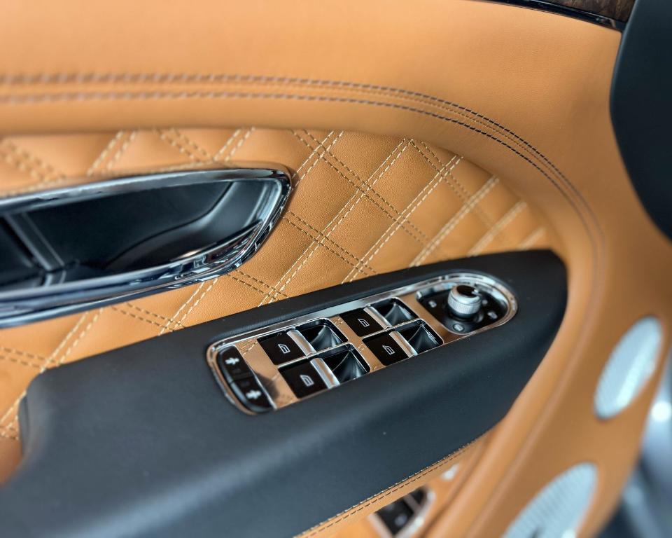 used 2022 Bentley Bentayga car, priced at $169,995