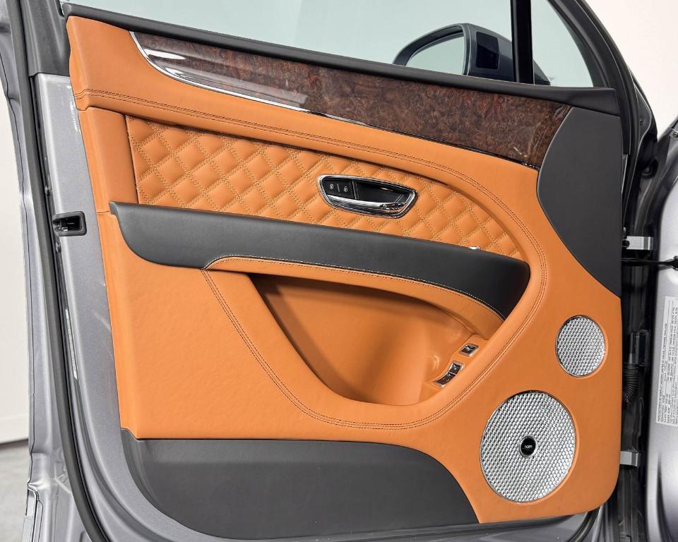 used 2022 Bentley Bentayga car, priced at $169,995