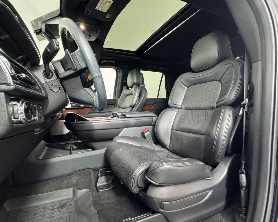 used 2021 Lincoln Navigator L car, priced at $58,995