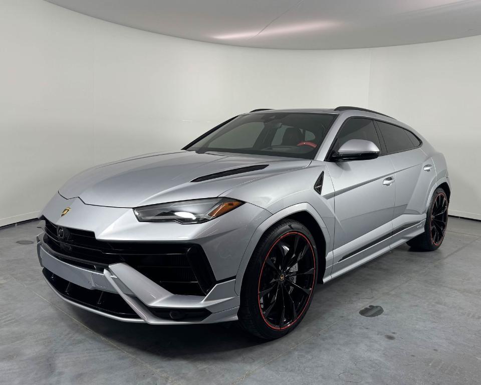 used 2023 Lamborghini Urus car, priced at $259,995