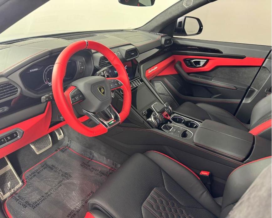 used 2023 Lamborghini Urus car, priced at $269,995