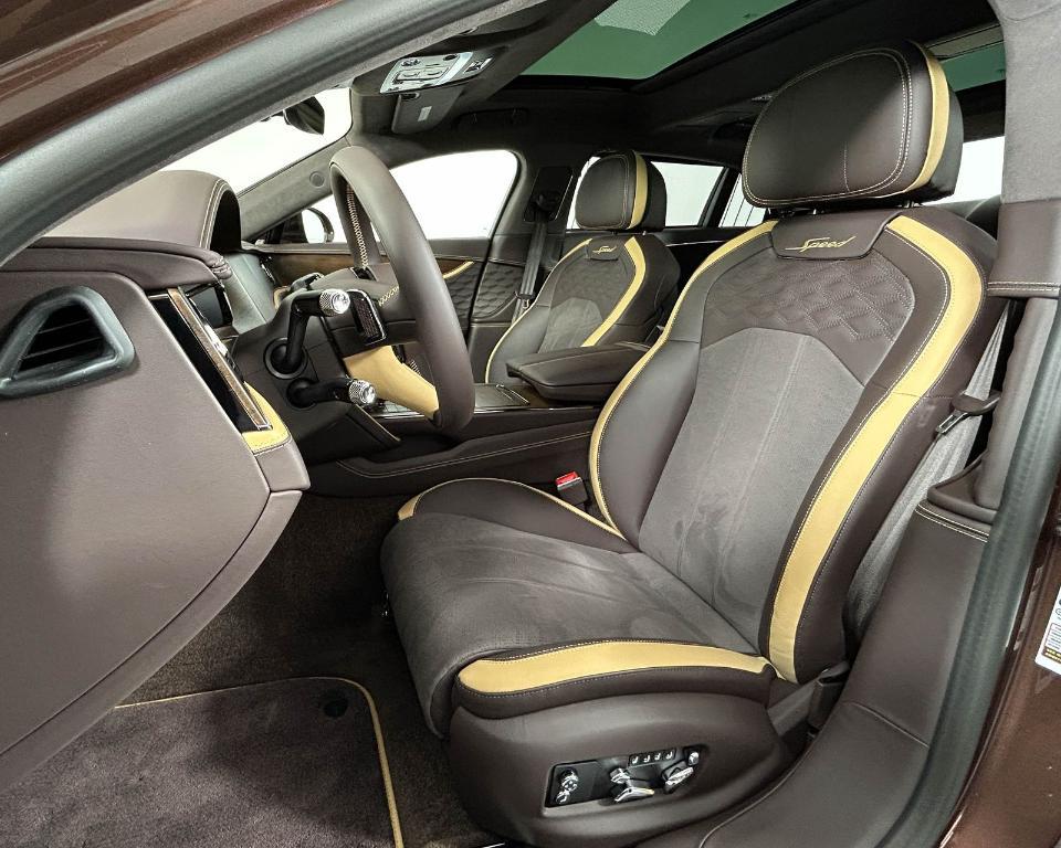 new 2026 Bentley Flying Spur car, priced at $412,960