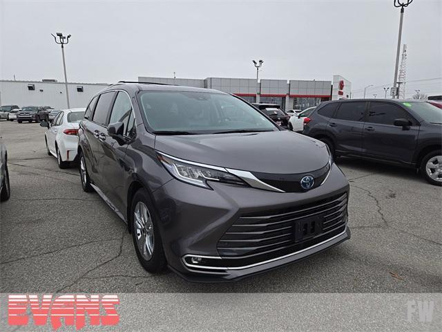 used 2022 Toyota Sienna car, priced at $45,988