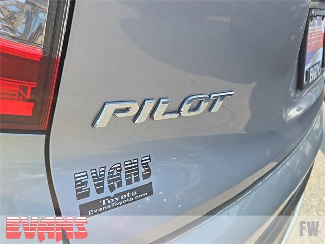 used 2020 Honda Pilot car, priced at $29,139