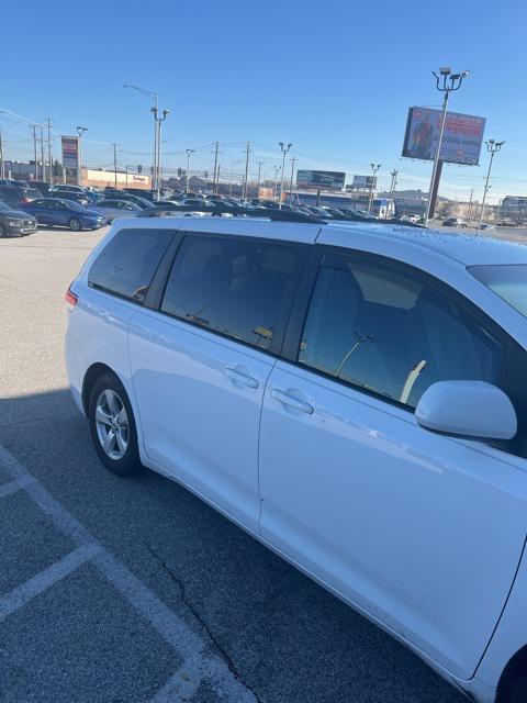 used 2013 Toyota Sienna car