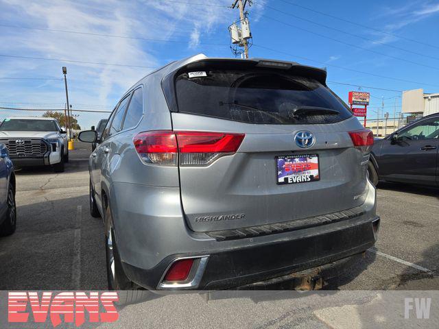 used 2019 Toyota Highlander Hybrid car, priced at $27,177