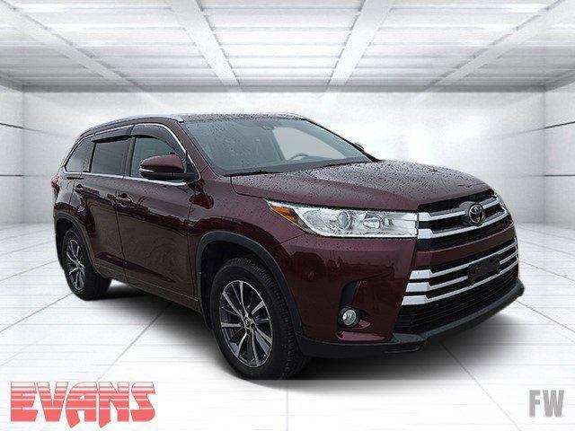 used 2017 Toyota Highlander car, priced at $19,888