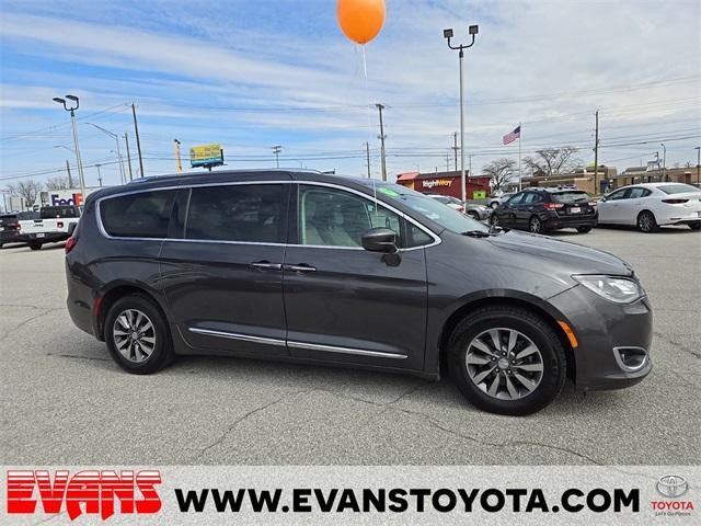 used 2020 Chrysler Pacifica car, priced at $23,479