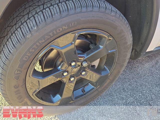 used 2018 Jeep Grand Cherokee car, priced at $18,988