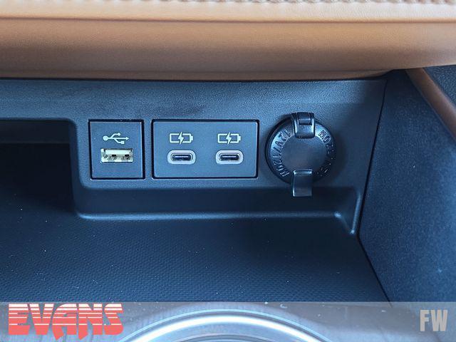 new 2026 Toyota Highlander Hybrid car, priced at $58,567