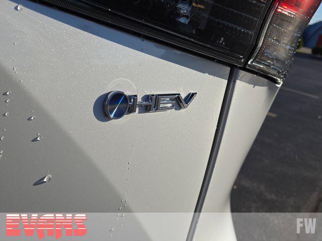 new 2026 Toyota Highlander Hybrid car, priced at $58,567
