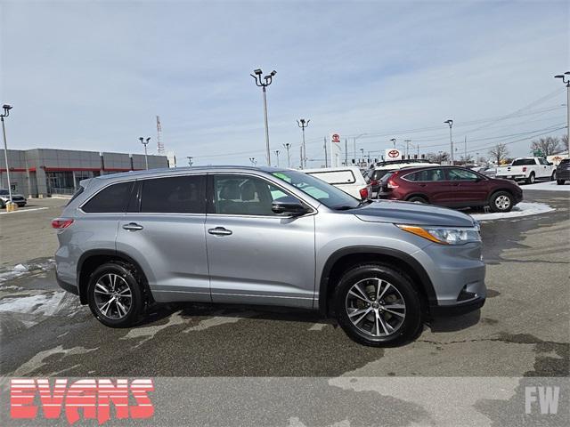 used 2016 Toyota Highlander car, priced at $21,988