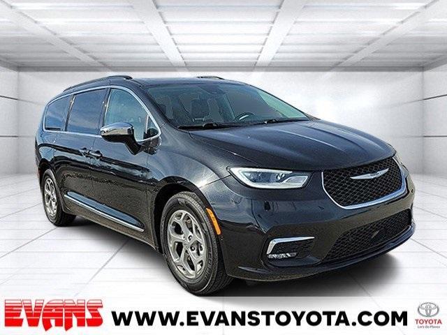 used 2022 Chrysler Pacifica car, priced at $31,888
