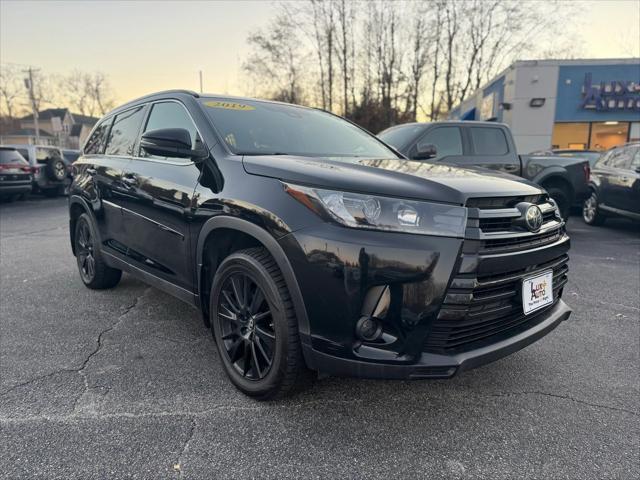 used 2019 Toyota Highlander car, priced at $27,577