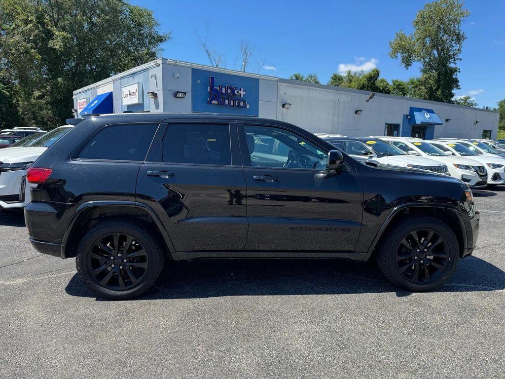 used 2020 Jeep Grand Cherokee car, priced at $24,977