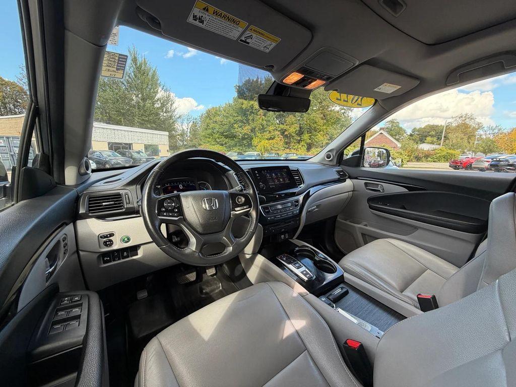 used 2022 Honda Pilot car, priced at $30,977