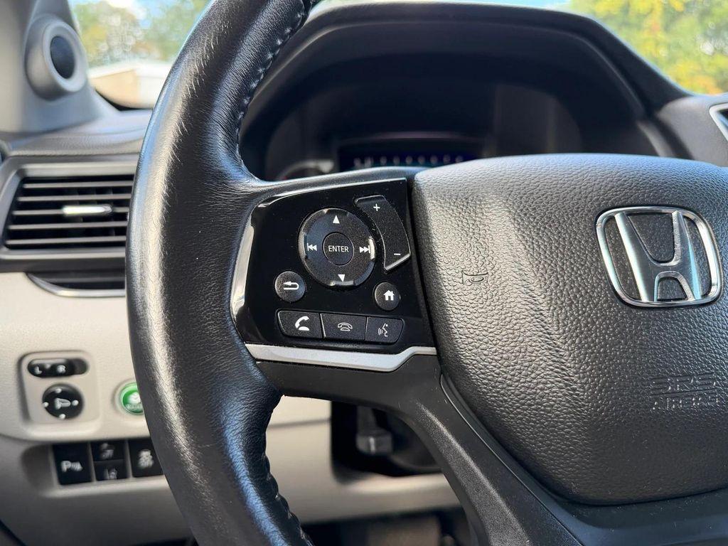 used 2022 Honda Pilot car, priced at $30,977