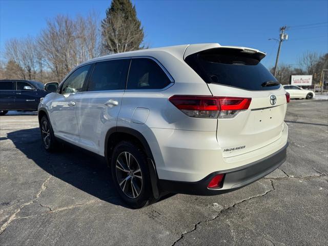 used 2019 Toyota Highlander car, priced at $26,977