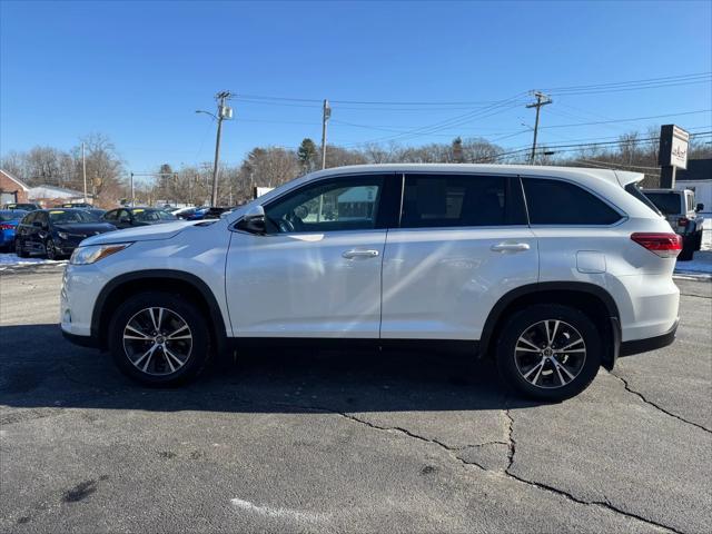 used 2019 Toyota Highlander car, priced at $26,977