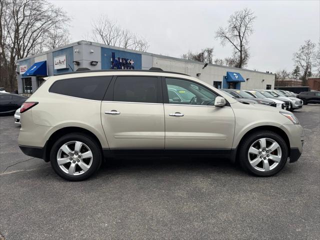 used 2017 Chevrolet Traverse car, priced at $15,977