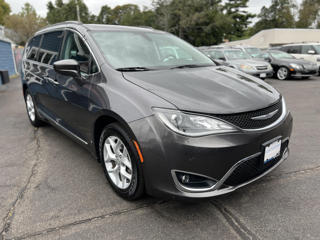 used 2017 Chrysler Pacifica car, priced at $12,995