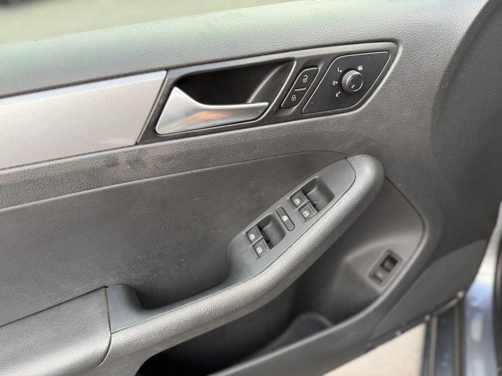 used 2018 Volkswagen Jetta car, priced at $11,795
