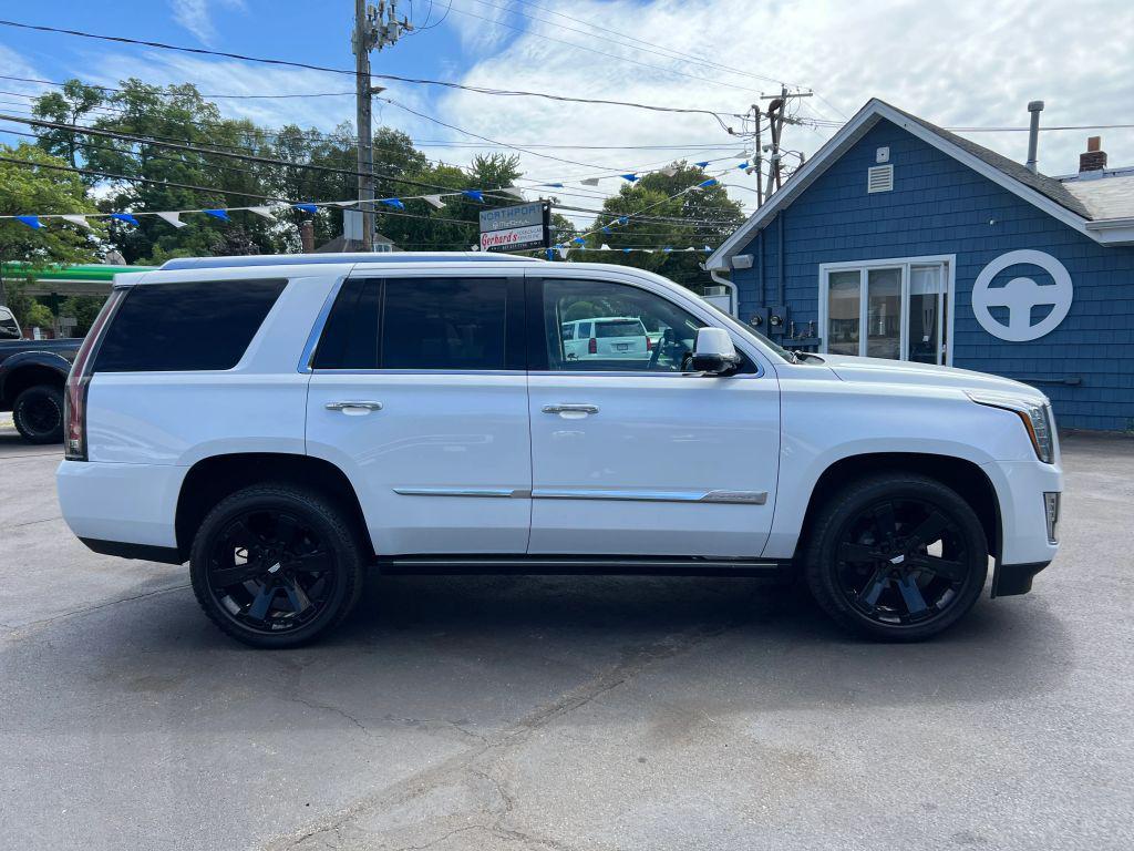 used 2016 Cadillac Escalade car, priced at $27,495