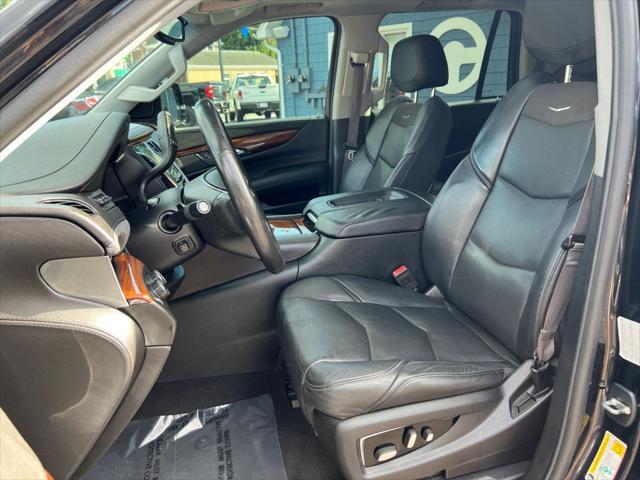 used 2015 Cadillac Escalade car, priced at $29,995