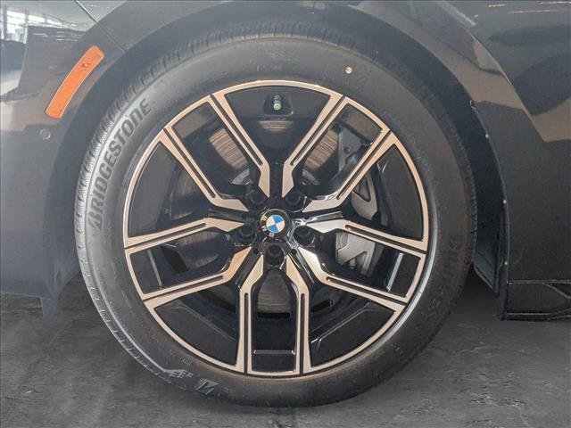 new 2025 BMW 760 car, priced at $129,125