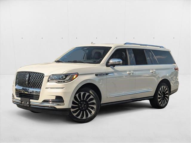 used 2024 Lincoln Navigator car, priced at $78,498