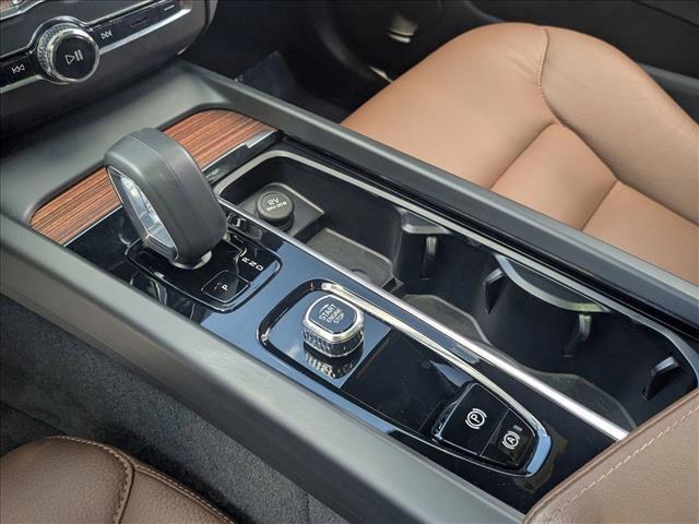 used 2023 Volvo XC60 car, priced at $35,749